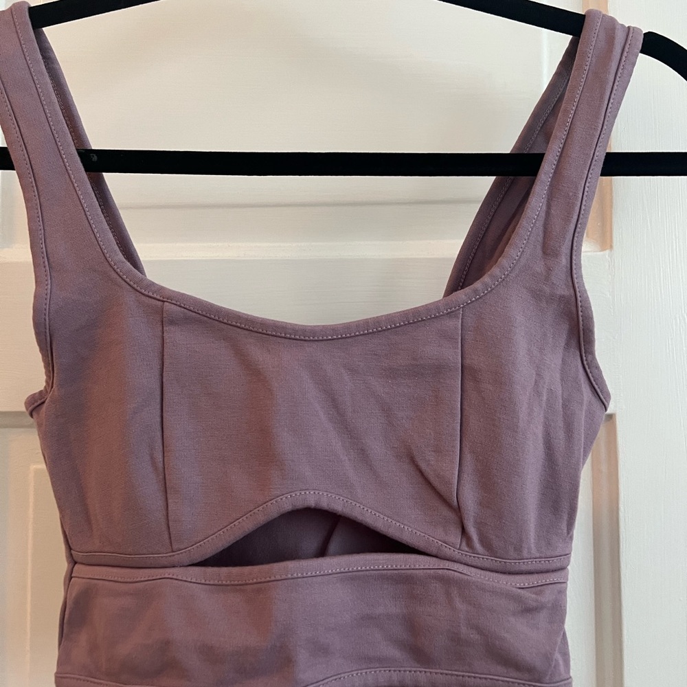 urban outfitters cut out crop top